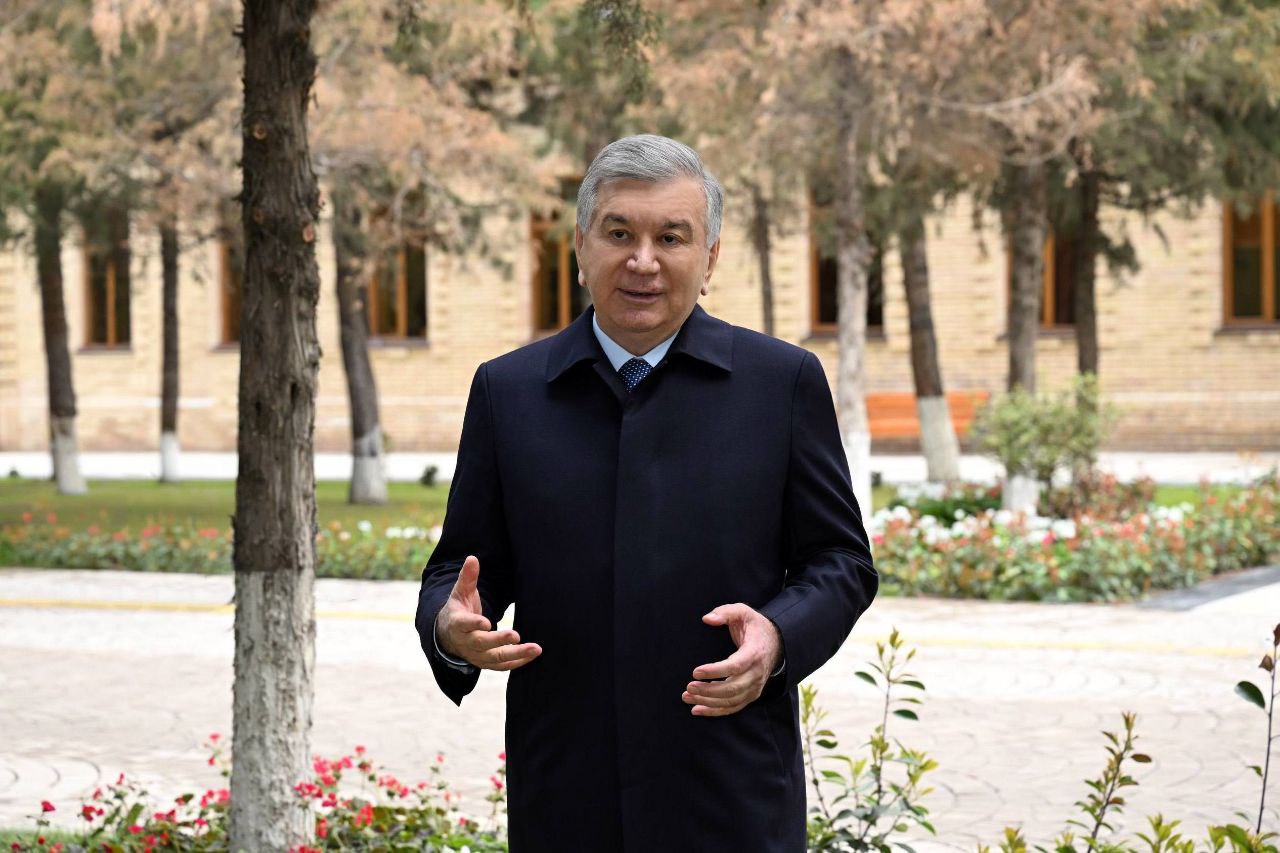 May every minute serve your future, let your friend be a book — President spoke to young people in Samarkand