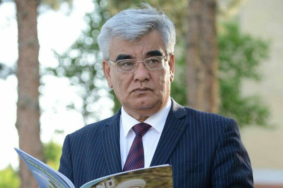 Usmon Azim: “Hech qachon bunday yashamaganmiz”