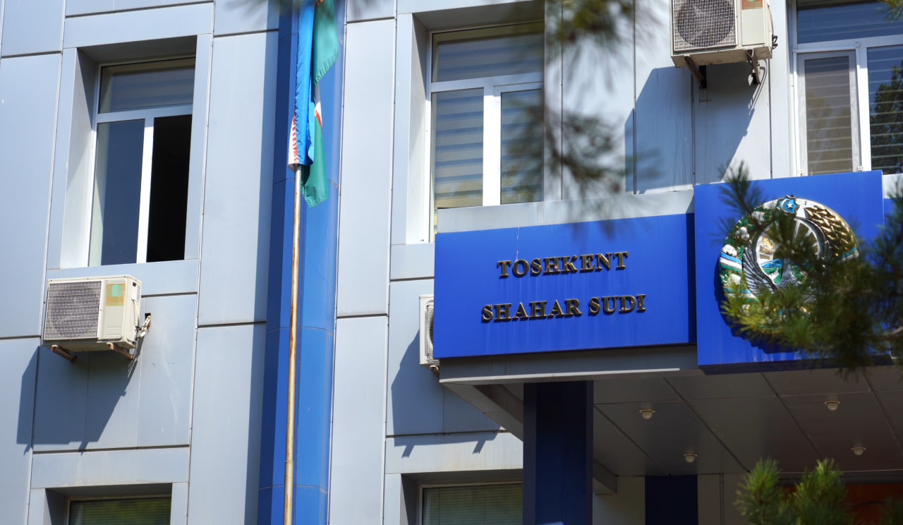 “Credit House” ishi: sudya jarayonni ommaga tarqatishni taqiqladi